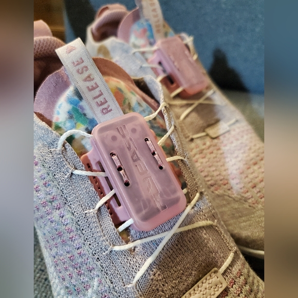 Nike Air VaporMax Flynit 2020 (Light Arctic Pink) Size 9.5 Womens/ 8 Mens - Picture 6 of 14